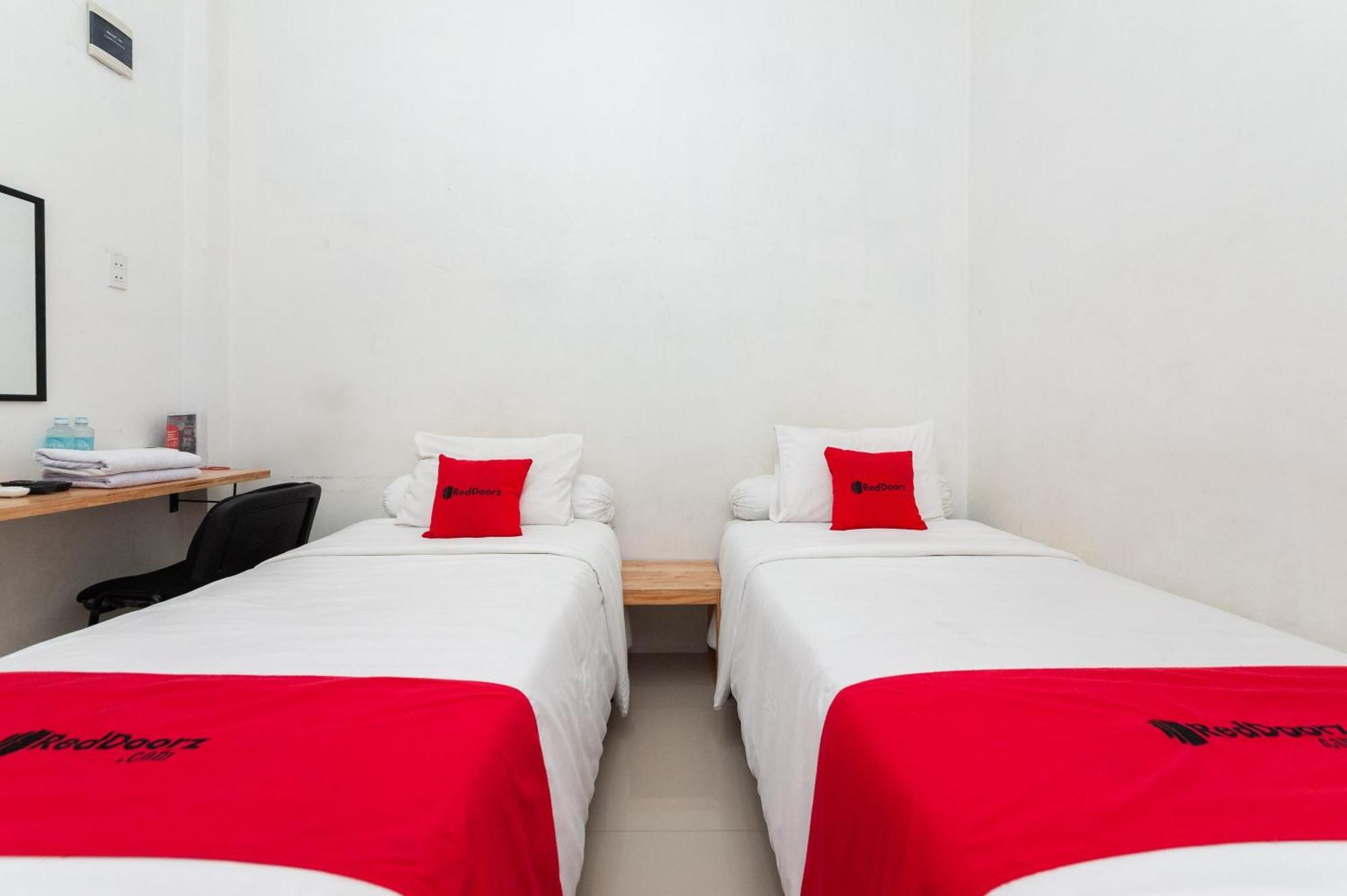 เรดดอร์ซ ชาเรียะห์ เนียร์ อาร์เอสบูดี ไซโนเอล อาบิดิน บันดา อาเจะห์ Hotel บันดาอาเจะห์ ภายนอก รูปภาพ